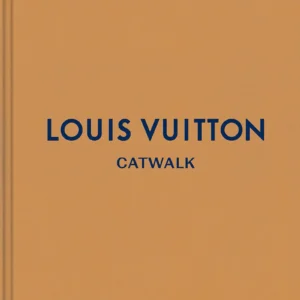 LIVRE- LOUIS VUITTON CATWALK
